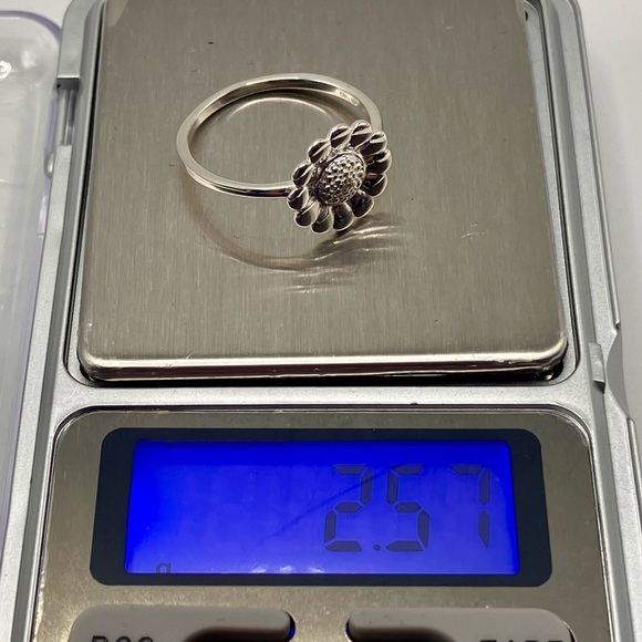 Diamond Accent Ring in Sterling Silver - Picture 5 of 9